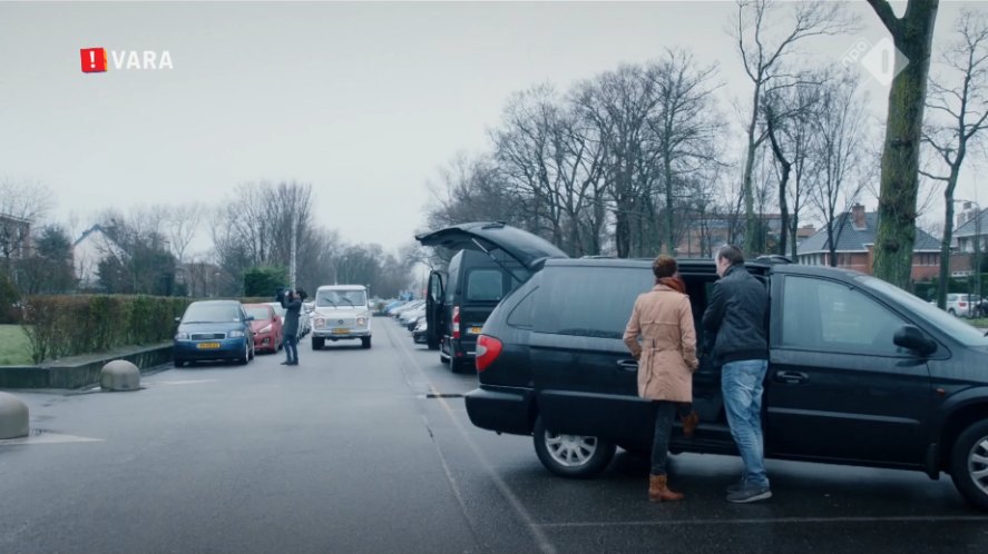 2001 Chrysler Voyager [RG]