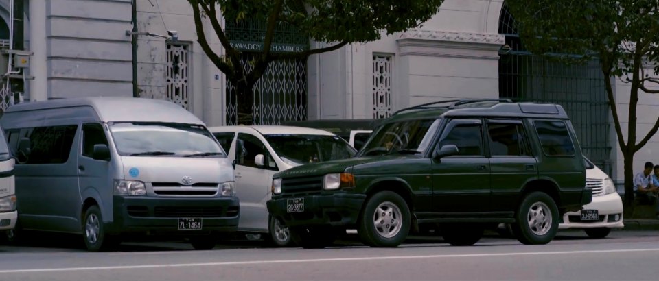 2005 Toyota Hiace [H220]