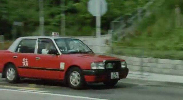 2002 Toyota Crown Comfort LPG [YXS10]