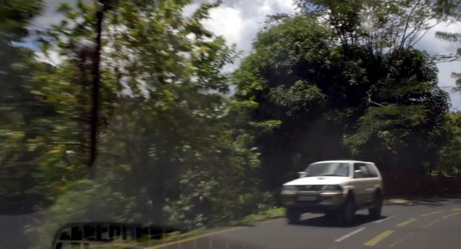 1999 Mitsubishi Pajero Sport 2.5 TD [K94W]