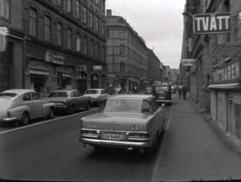 Mercedes-Benz 220 SE [W111]