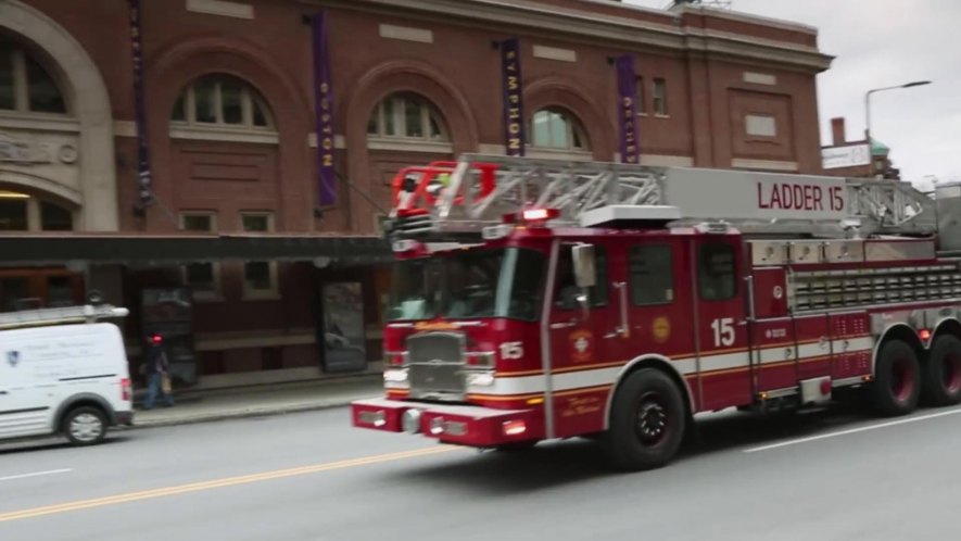 2010 E-One Cyclone II 110' RMA