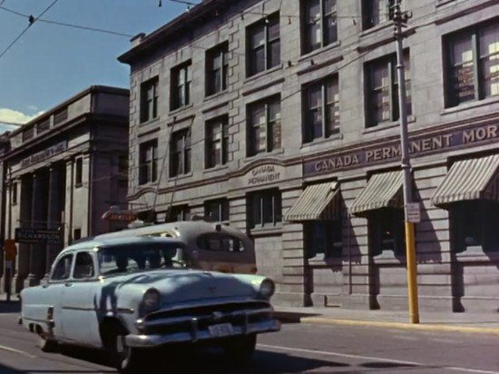 1953 Ford Customline Fordor Sedan [73B]