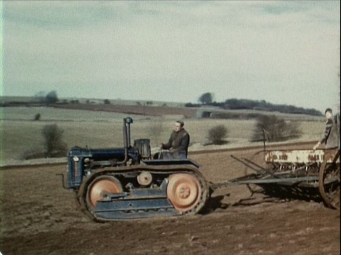 Fordson Major Diesel with County crawler conversion [E27N]