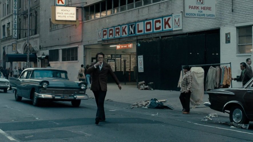 1957 Ford Fairlane 500 Town Sedan [58B]