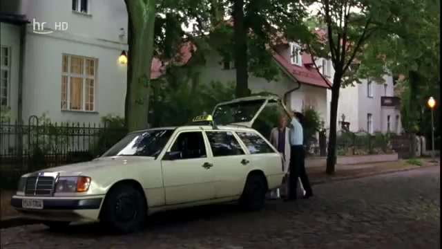 1990 Mercedes-Benz T [S124]