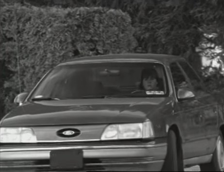 1986 Ford Taurus [DN5]