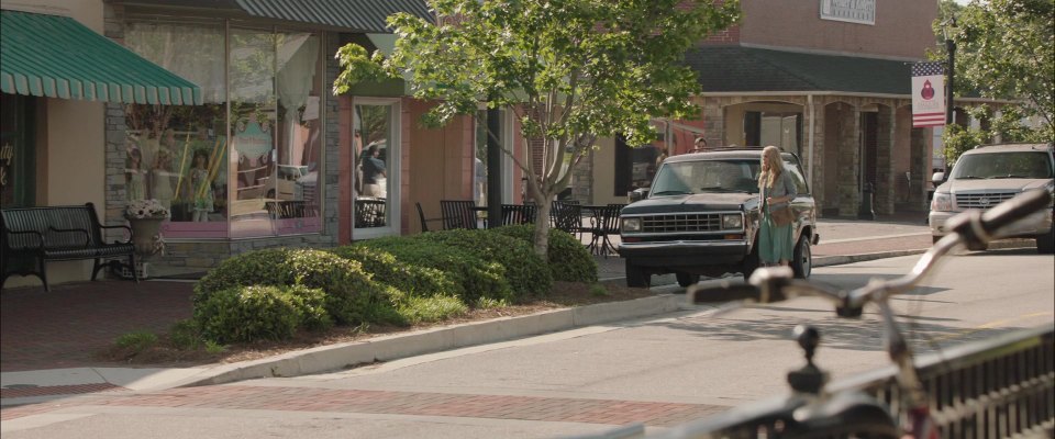 2002 Cadillac Escalade [GMT820]