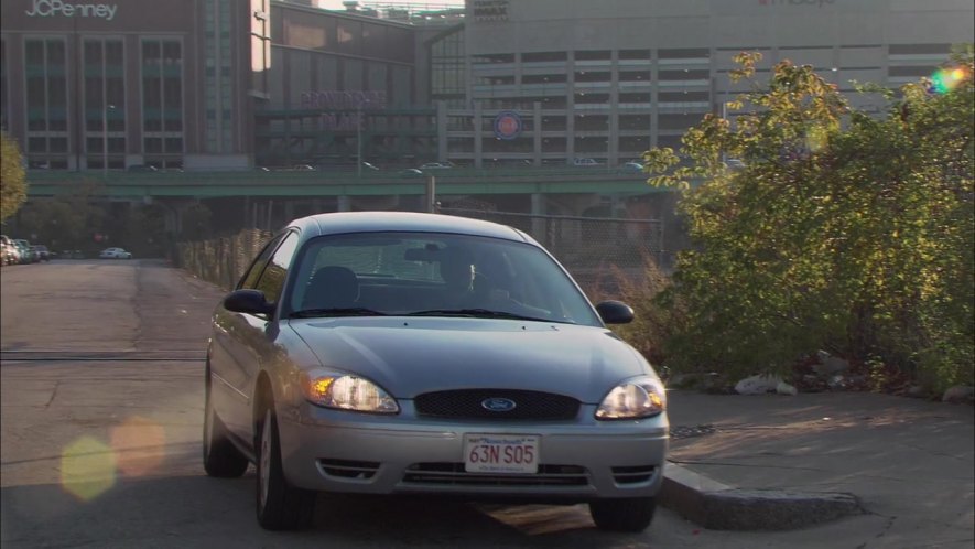 2004 Ford Taurus [D186]