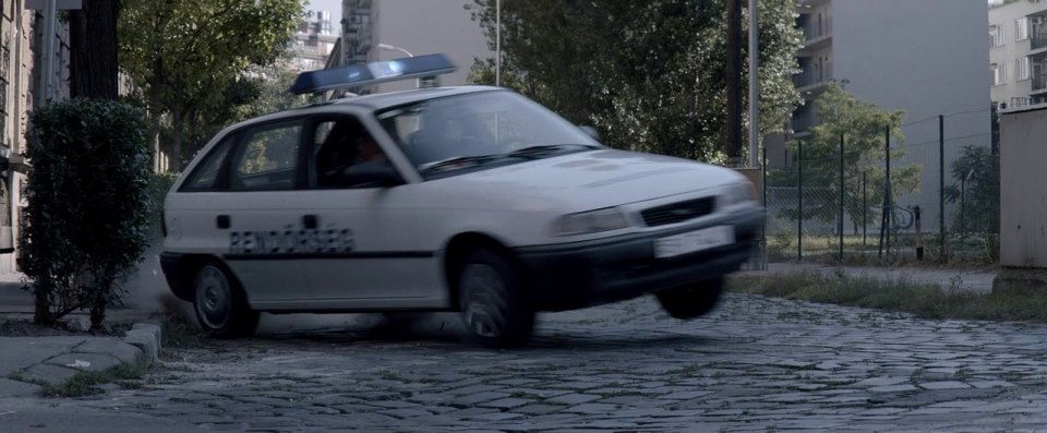 Опель Police