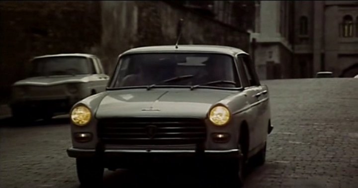 Renault 8