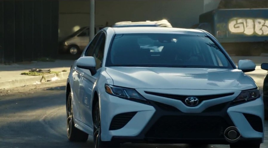 2018 Toyota Camry SE [XV70]