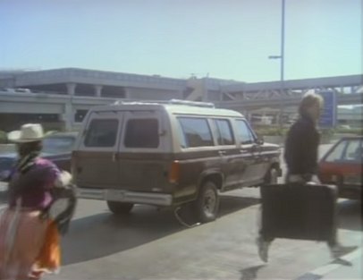 1982 Ford B-Series Carry-All