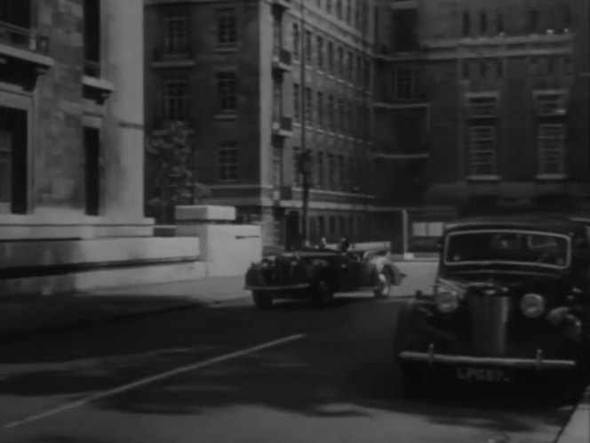 1947 Austin Sixteen [BS1]