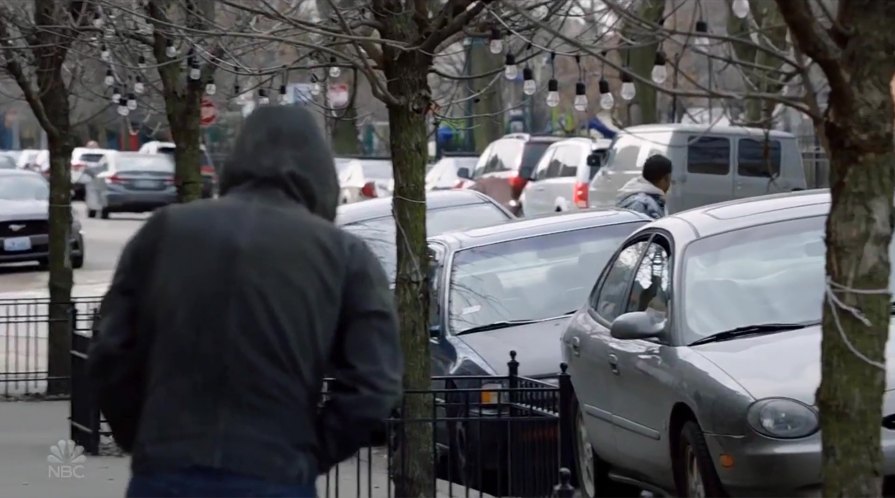 1999 Ford Taurus SE [DN101]