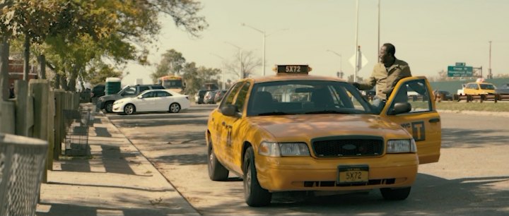 2003 Ford Crown Victoria