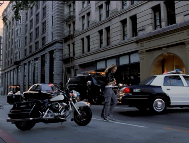 Harley-Davidson FLHP Road King Police