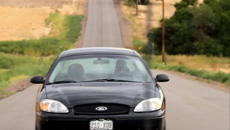 2004 Ford Taurus [D186]