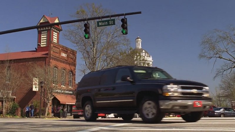 2004 Chevrolet Suburban 1500 [GMT830]