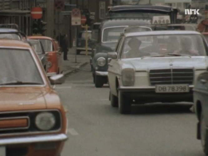 1975 Mercedes-Benz 200 D [W115]