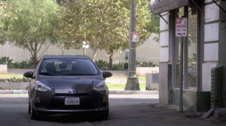 2014 Toyota Prius c [NHP10]