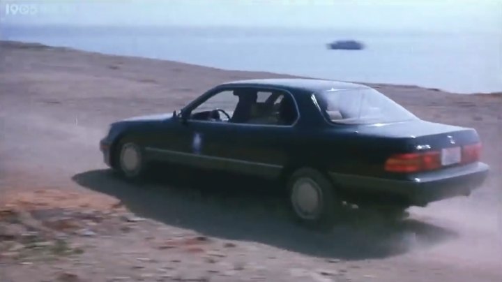 1990 Lexus LS 400 [UCF10]