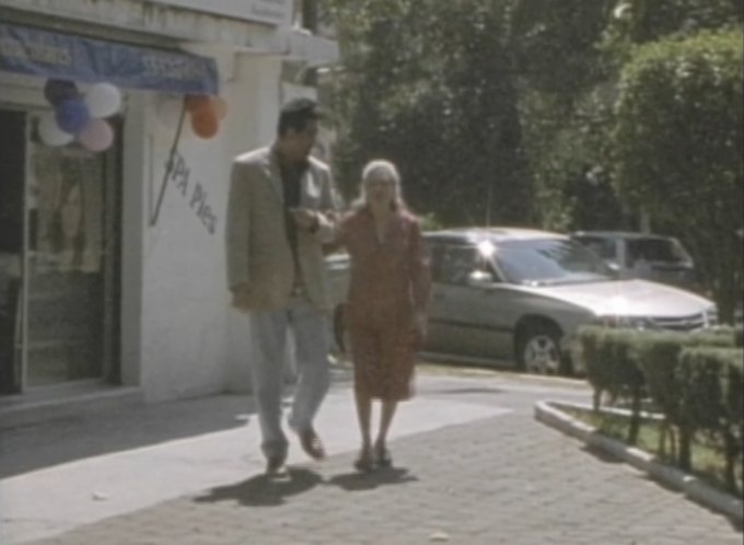 2003 Chevrolet Impala LS [GMX210]