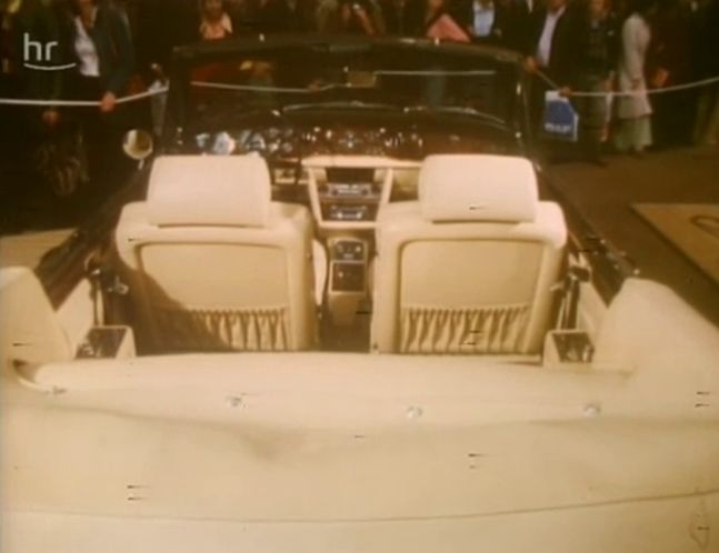 1975 Rolls-Royce Corniche Drophead Coupé Series I