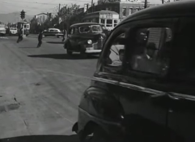 1941 Chevrolet Special De Luxe Sport Sedan [AH]