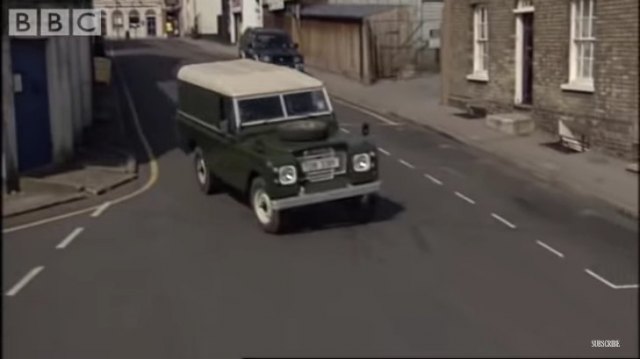 Land-Rover 109'' Series III