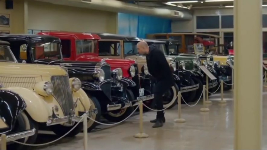 1936 Ford V8 De Luxe Roadster [68]