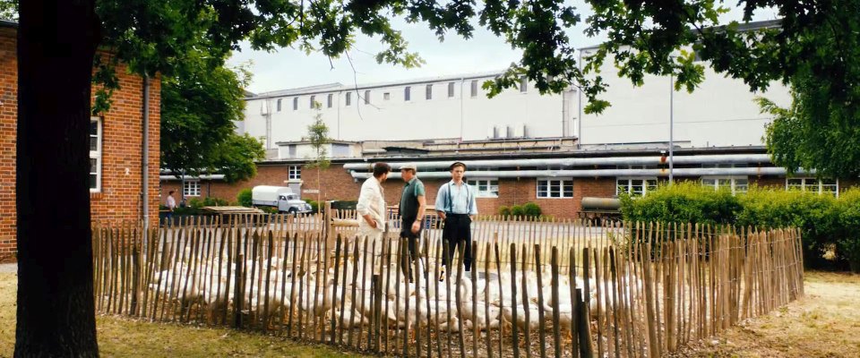 Framo V901-2 Pritschenwagen