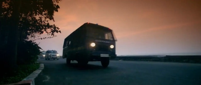 1983 Mahindra FJ-470 Mini Bus 4WD