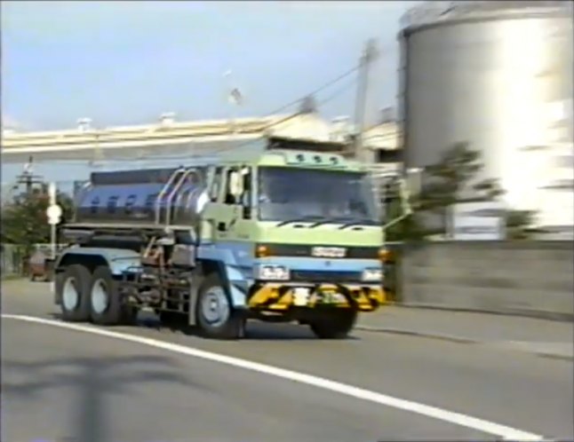 1983 Isuzu 810