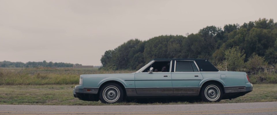 1988 Lincoln Town Car [54D]
