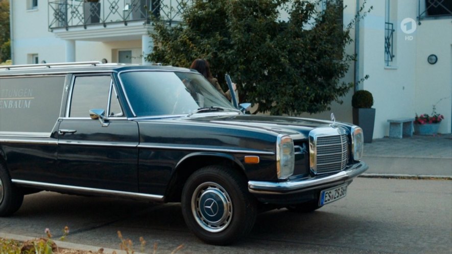 1973 Mercedes-Benz 240 D Autofunebre Pilato [W115]