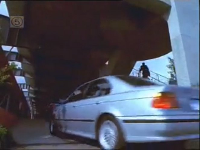 1997 BMW 540i [E39]