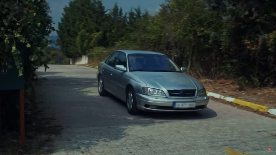 2000 Opel Omega Elegance [B]
