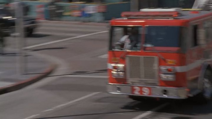 1996 Simon-Duplex D9400 LTI 100' TDA