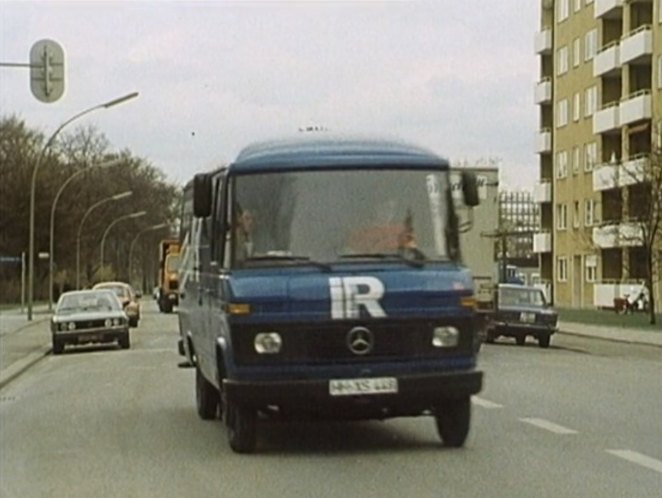 1982 Mercedes-Benz L 408 [T2]