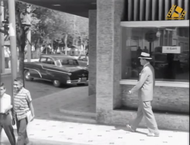 1955 Packard Clipper 4-door Sedan