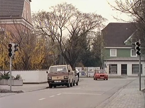 1980 Mitsubishi L-300