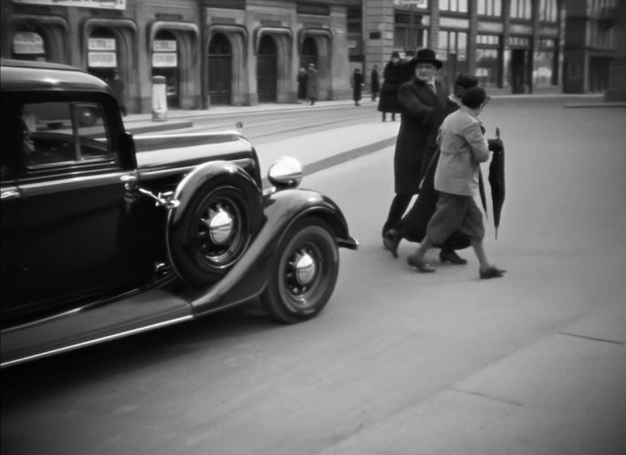 1934 Plymouth De Luxe [PE]