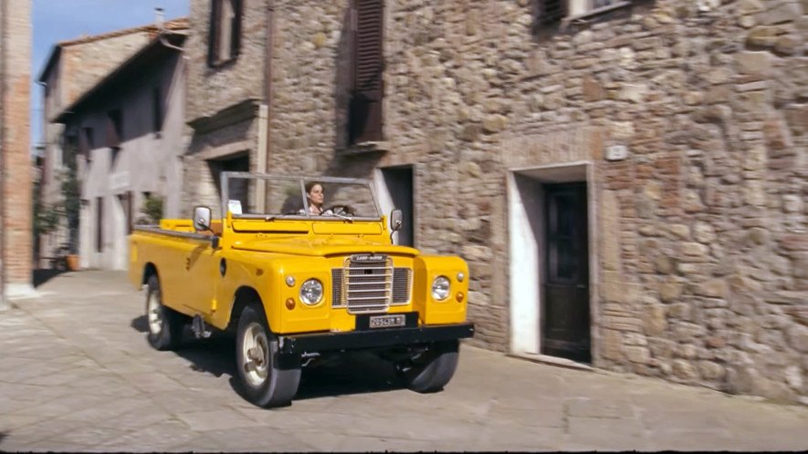 1982 Land-Rover 109'' Series III