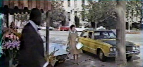 1967 Dodge Coronet Deluxe 4-door Sedan [CW1-L-41]