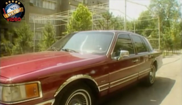 1991 Lincoln Town Car [FN36]