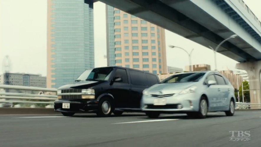 2011 Toyota Prius α [ZVW40]