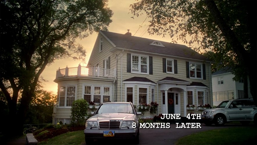 2003 Mitsubishi Montero [V77W]