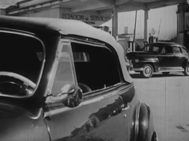 1946 Plymouth Special De Luxe 4-Door Sedan [P-15-C]