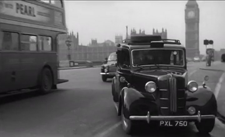 1955 Austin FX3 Taxi